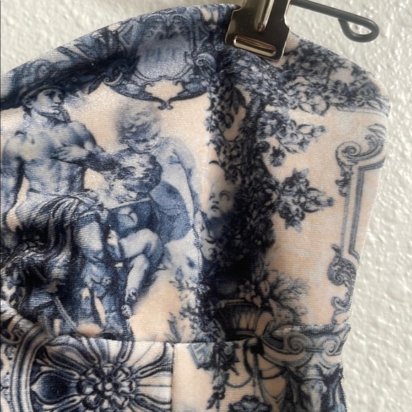 Blue and White Patterned Bustier Top - Picture 4 of 8